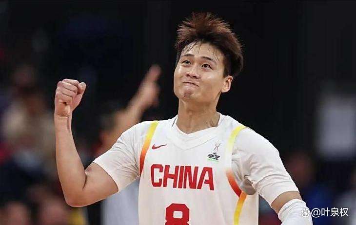 男篮热身赛回顾：赵睿13分4助攻，中国3分惜败巴西